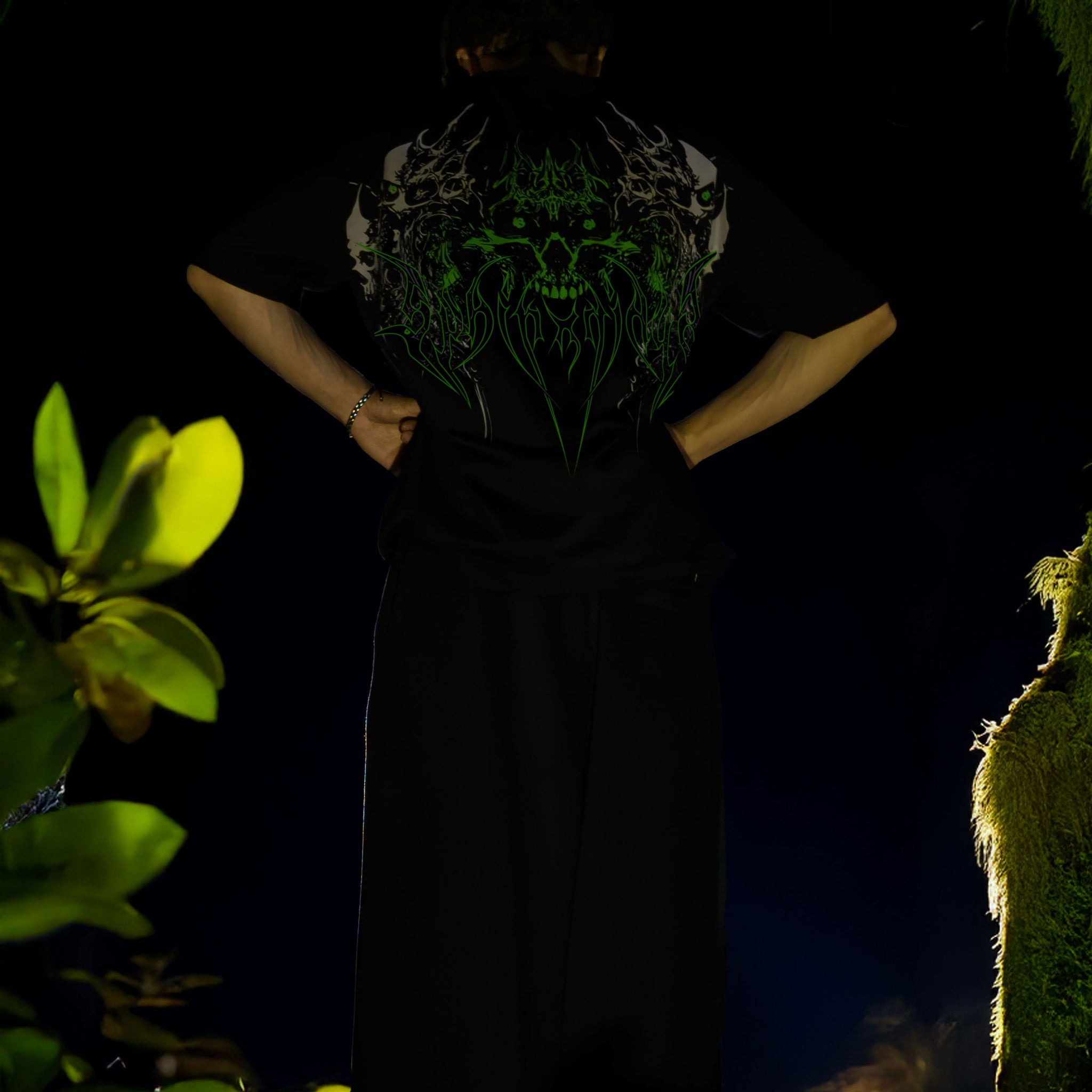 Skull Veil Pump Cover - POISON
